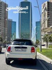  9 Mini Cooper 2020