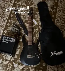  1 As new electric guitar جيتار كهربائي كالجديد