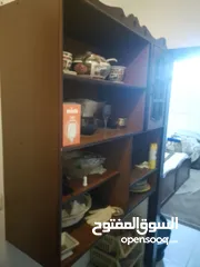  6 للبيع كامل الموجودات