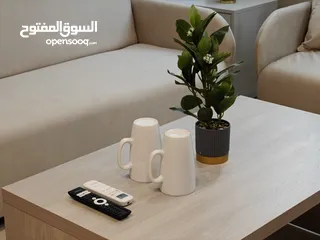  22 أجنحة فندقية لايجار للعائلات بموقع حيوي و مميز السابع