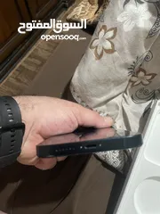  8 إيفون 14 بلس مع كرتونه شرق اوسط