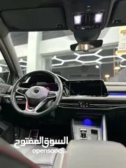  9 GTI mk8 عداد 30 ألف . اضافات نادرة . بحال الوكالة