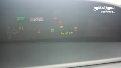  21 تويوتا بريوس 2022 XLE فحص كامل فل ما عدا الفتحة صنف بيرسونا TOYOTA PRIUS 2022 XLE FULLY LODED
