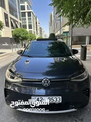 17 فوكس فاجن ID4 Crooz pro piano Black    2022وارد شركه البستنجي