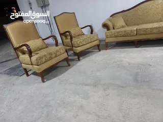  17 طقم كنب سبع مقاعد بحاله جيده جدا