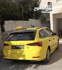  2 سكودا اوكتافيا ستيشن انتاج11.2020دهان اصفر جاهزة للعمومي فل اضافات بدون فتحة ماشية 33000الف كيلو