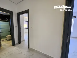  11 شقة شبه ارضي للبيع في حجار النوابلسة - 14254
