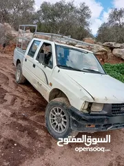  1 ايسوزو تندر موديل 1999