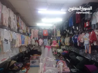  1 محل تجاري للبيع بالخلو بسعر مغري