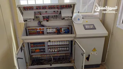  4 كهرباء صناعية وتحكم آلي (PLC, HMI, SCADA)