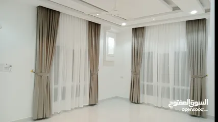  27 Curtains shop
