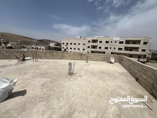  6 مجمع تجاري للبيع