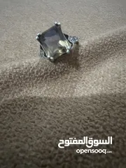  2 خاتم فضة مع وجود حبات من حجر الروديوم