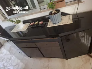  2 اثاث مستعمل : غرفة سفرة + مكتبة  للبيع