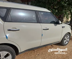  2 سياره كيا سول يد اولى بالكرتونه