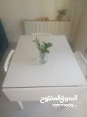  6 طاولة سفرة قابلة للتمديد مع درج تخزين وكراسي من ايكيا IKEA