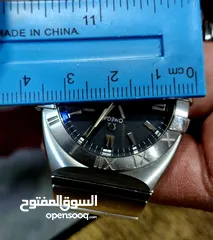  3 ساعات اوميغا عدد 2رجالي وستاتي للبيع من  الوكاله في الاردن