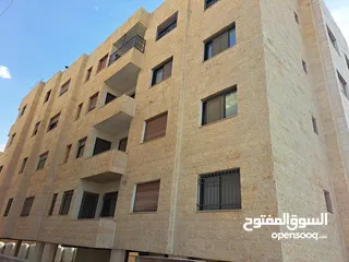  2 شقة خلف كلية بنات اربد و مدرسة ابو بكر