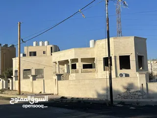  4 ارض للبيع من المالك مباشرة بموقع متميز في منطقة الجويدة