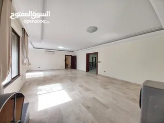  19 شقة غير مفروشة للإيجار 420م2 ( Property 19466 ) سنوي فقط