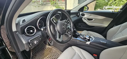  9 Mercedes C200 - 2019