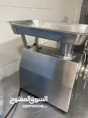  4 مفرمه لحمه TK 22 ومنشار لحمه إيطالي