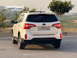  4 كيا سيرنتو 2013