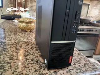  1 جهاز كمبيوتر شغال مية مية جيد للاعاب للبيع او للبدل على بلايستيشن 4 أو اكس بوكس ون