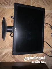  3 شاشه كامبيوتر للبيع فقط للبيع والشرا بقصرش معاه