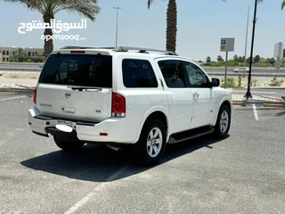  7 Nissan Armada SE 2015 (White)