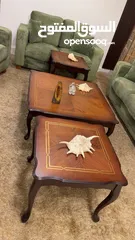  2 طقم كنب modern كوالتي عالي جداً  بالإضافة إلى (طقم طاولات 3 قطع) خشب زان