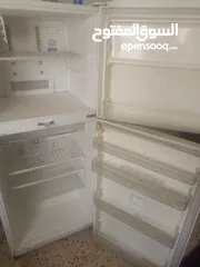  2 ثلاجه للبيع  توشيبا بلازما