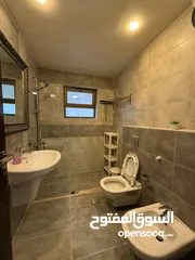  17 شقة غير مفروشه للايجار السنوي في عبدون