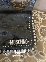  1 شنطة موسكينو اصلي