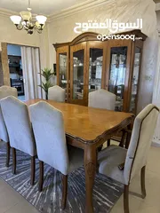  1 طقم كنب مع سفره و بوفيه للبيع