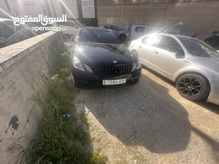  10 مرسيدس E250 كوبيه ممشى قليل للبيع بسبب السفر