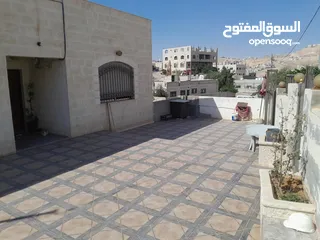  10 بيت مستقل للبيع