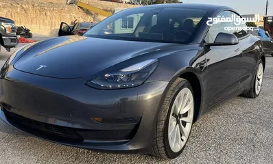  3 Tesla Model 3 2022 - Autoscore A