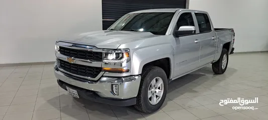  2 Chevrolet Silverado 1500 LT Long Box 4X4