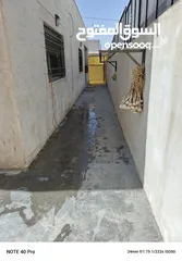  17 منزل للبيع كاش من المالك مباشرة  المنزل مستقل مدخل مستقل يحيط به صور من جميع الجهات المنزل
