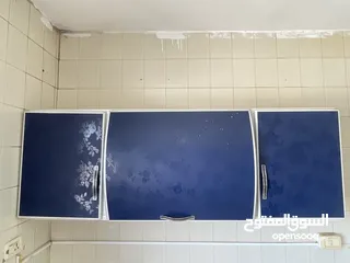  1 مطبخ الموضح بالصورة كامل بأغراضو للبيع