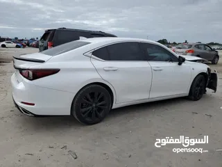  4 عرض خاص وفرصة لكزس Es350 F Sport الفل اوبشن بحادث بسيط جدا وسعر خيالي