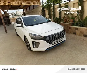  26 هونداي ايونك موديل 2016 استخدام وممشه خفيف 7جيد مالك واحد فقط