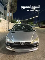  7 بيجو 2004 بحاله ممتازه بسعر مغري توماتيك ترخيص سنه كامله لا تحتاج لاي شيء نهائيا دهان جديد