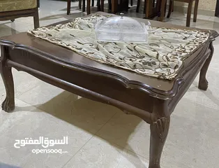  7 طقم كنبايات مع طقم طاولات