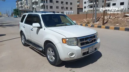  26 فورد اسكايب 2010 فل الفل بفتحه لون ابيض لؤلؤي فحص 3 جيد بسعر مغري قابل للبدل