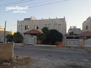  20 منزل مستقل مكون من طابقين ومدخلين منفصلين