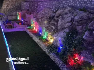  2 مزرعه الغسق للايجار في السلط بمنطقه مميزه بالقرب من شارع الستين