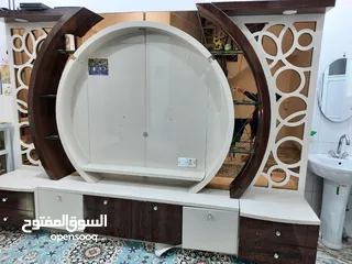  1 معرض للبيع