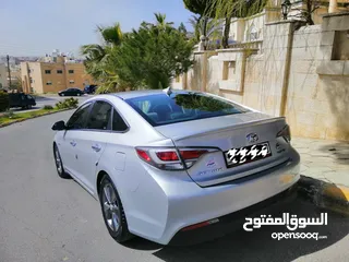  7 هونداي سوناتا 2018 هوندا انسايت 2021 بحالة الوكاله للإيجار
